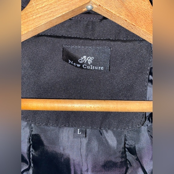 Down Puffer Jacket with Coyote Fur Lined Hood - Picture 4 of 9